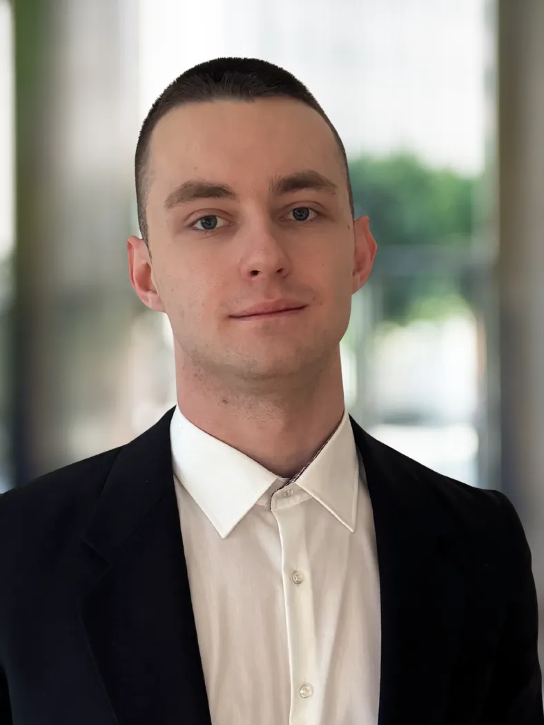 Mateusz Kaszluga, Accounting & Organisation bei NOVUSTAT für Buchhaltung, administrative Abläufe, Rechnungsprozesse und interne Koordination