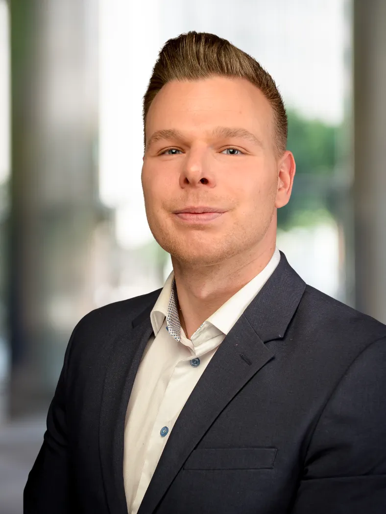Florian Kusche, Head of Marketing bei NOVUSTAT für digitale Aussendarstellung, Online-Marketing und zielgruppengerechte Kommunikation