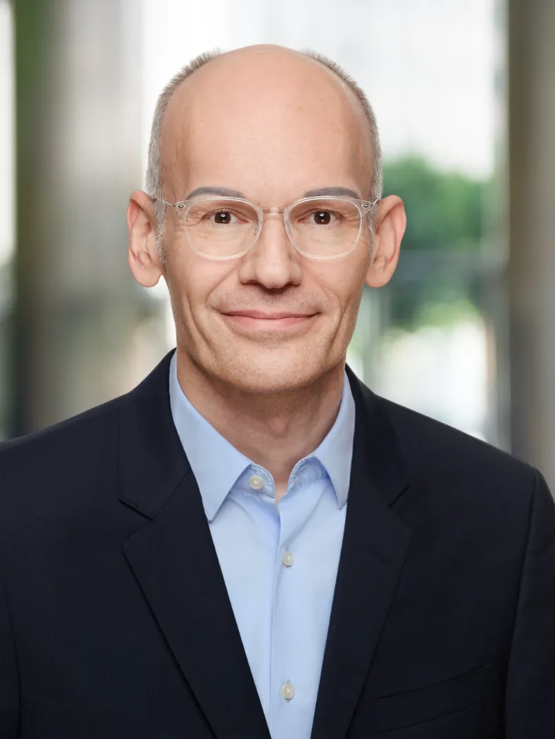 Marcus Wittkamp, Experte bei NOVUSTAT für qualitative Analysen, fundierte Forschungskonzepte und MAXQDA-basierte Auswertungen